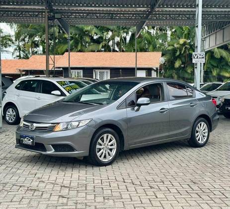 HONDA CIVIC 1.8 LXS 16V FLEX 4P MANUAL